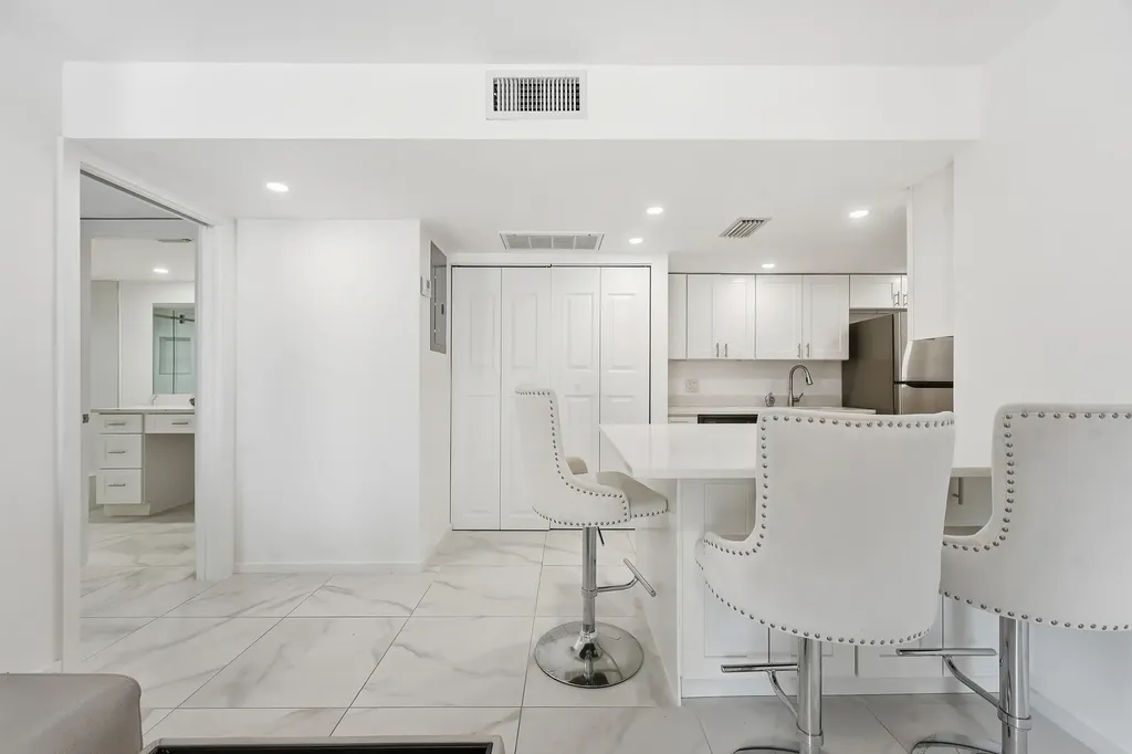 602 Executive Center Drive West Palm Beach FL 33401