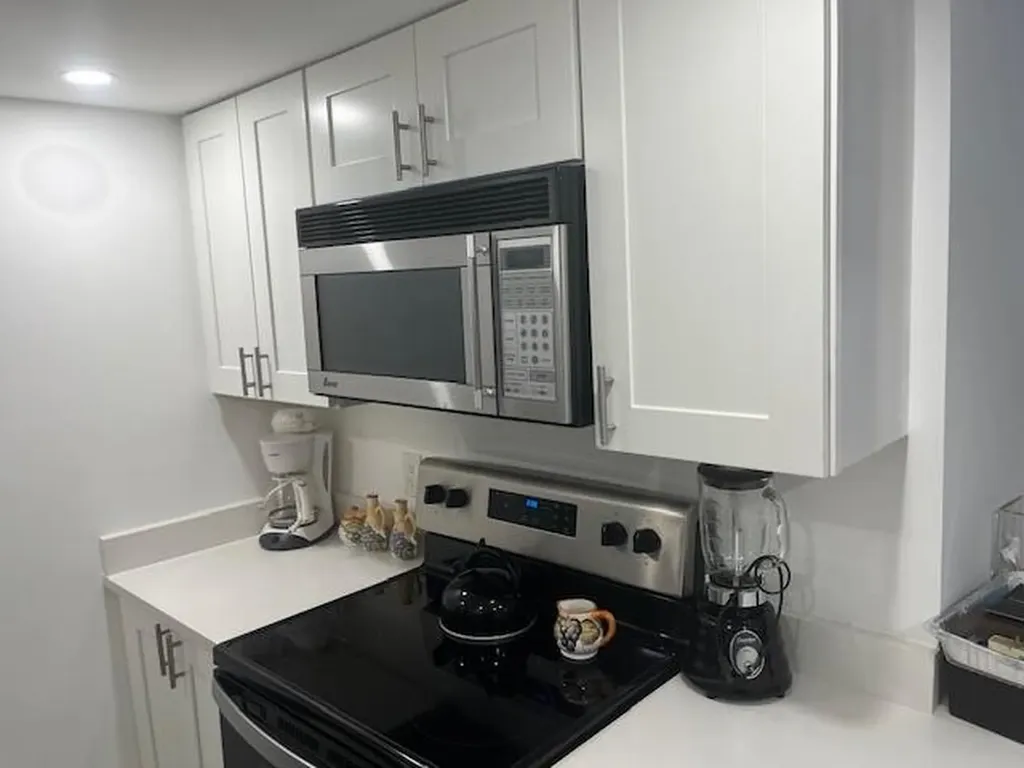 602 Executive Center Drive West Palm Beach FL 33401