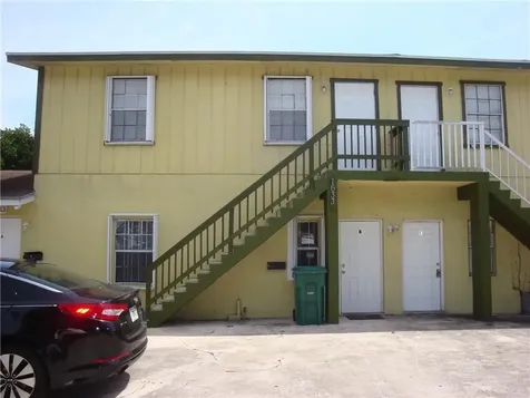 1633 W 28th Street Riviera Beach FL 33404