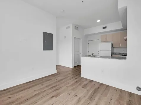 2130 NW 37th Street Miami FL 33142