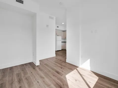 2130 NW 37th Street Miami FL 33142
