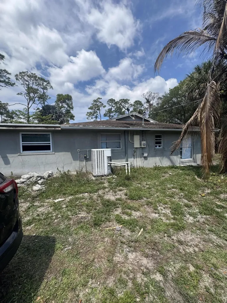 481 S 56th Terrace Terrace S West Palm Beach FL 33415