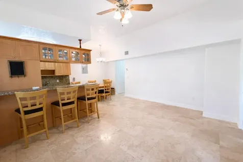 655 Meridian Avenue Miami Beach FL 33139