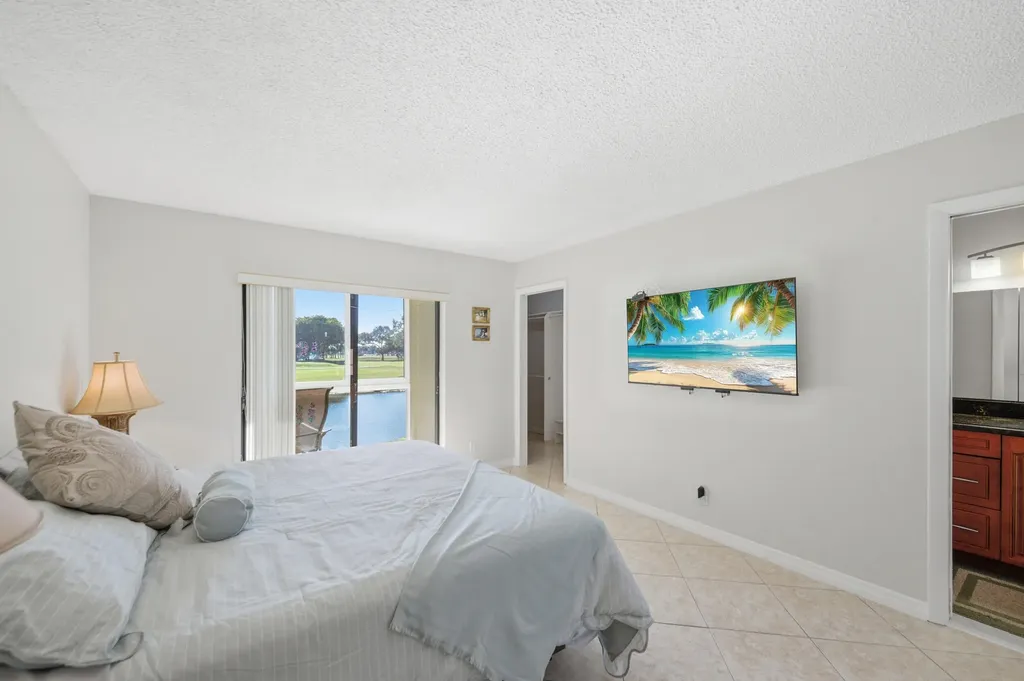 129 Piedmont C Delray Beach FL 33484