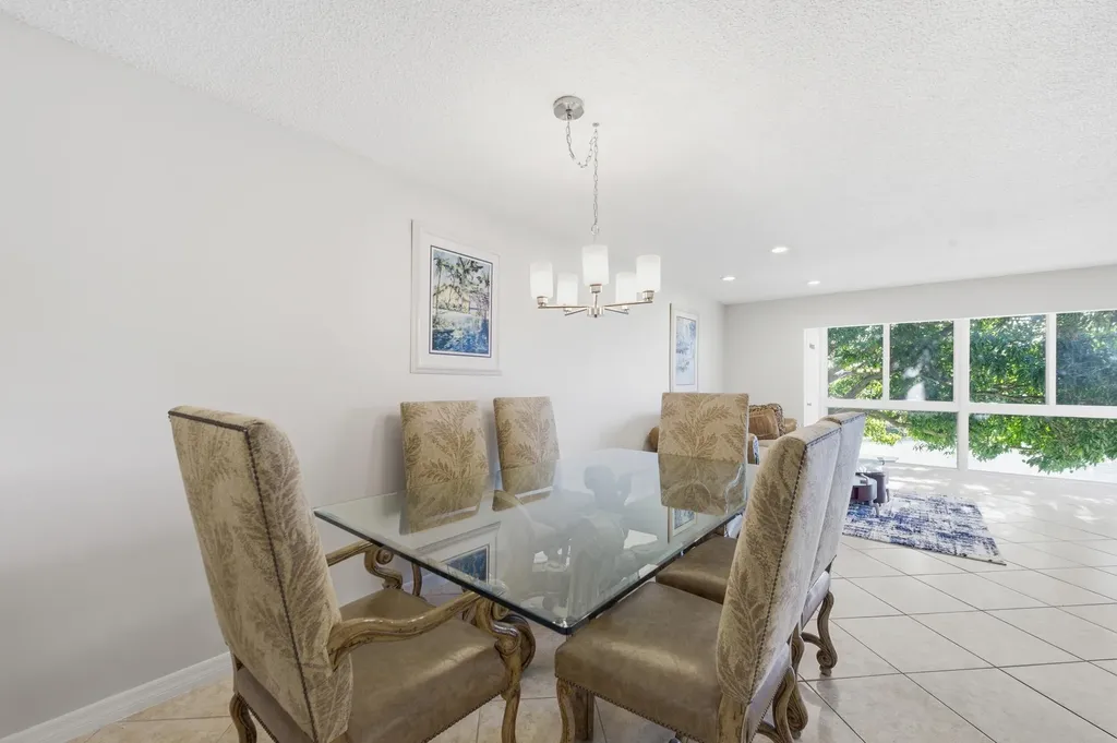 129 Piedmont C Delray Beach FL 33484