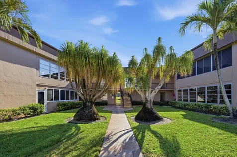 129 Piedmont C Delray Beach FL 33484
