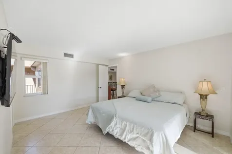 129 Piedmont C Delray Beach FL 33484