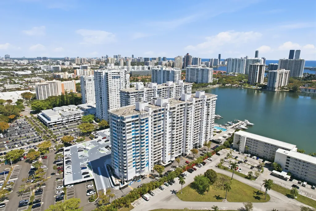 18011 Biscayne Boulevard Aventura FL 33160