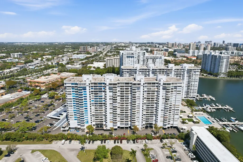 18011 Biscayne Boulevard Aventura FL 33160