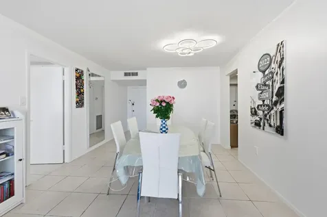 18011 Biscayne Boulevard Aventura FL 33160