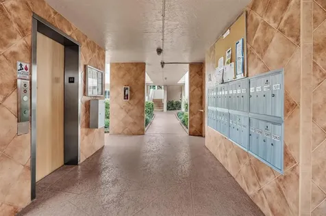 7235 S Devon Drive Tamarac FL 33321