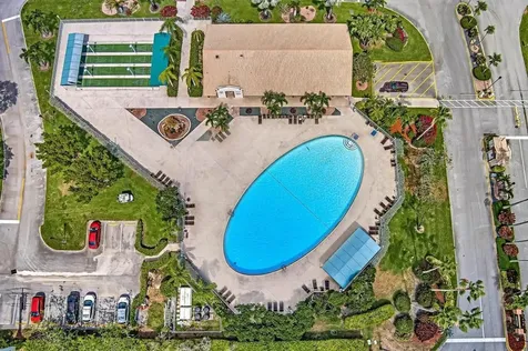 7235 S Devon Drive Tamarac FL 33321