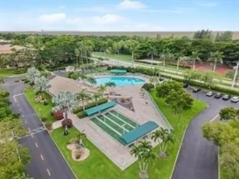 7235 S Devon Drive Tamarac FL 33321