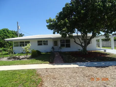 4822 NW 2nd Terrace Boca Raton FL 33431