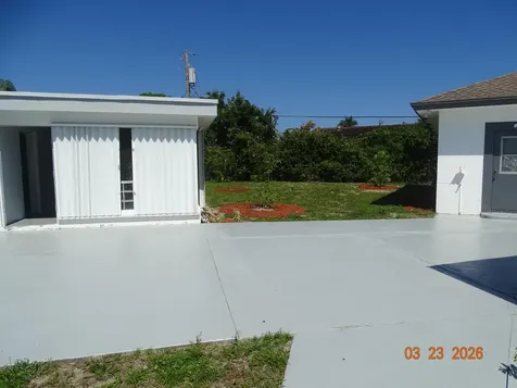 4822 NW 2nd Terrace Boca Raton FL 33431