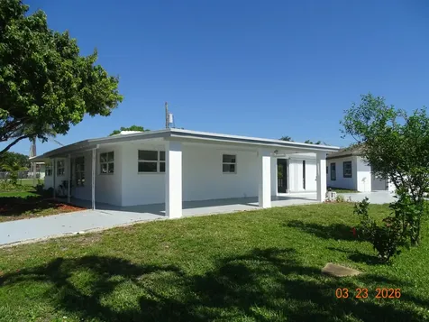 4822 NW 2nd Terrace Boca Raton FL 33431