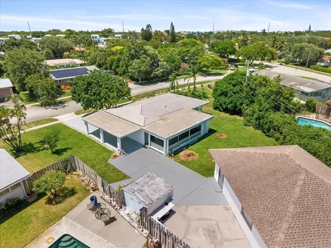 4822 NW 2nd Terrace Boca Raton FL 33431
