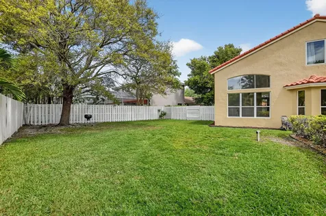 5278 Indianwood Village Lane Lake Worth FL 33463