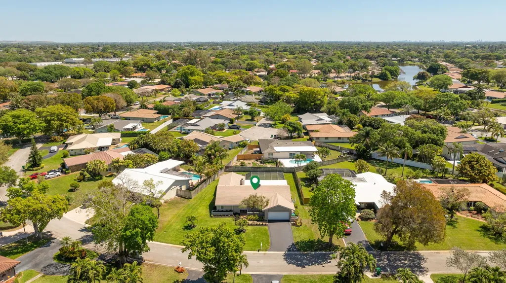 271 NW 89th Avenue Coral Springs FL 33071