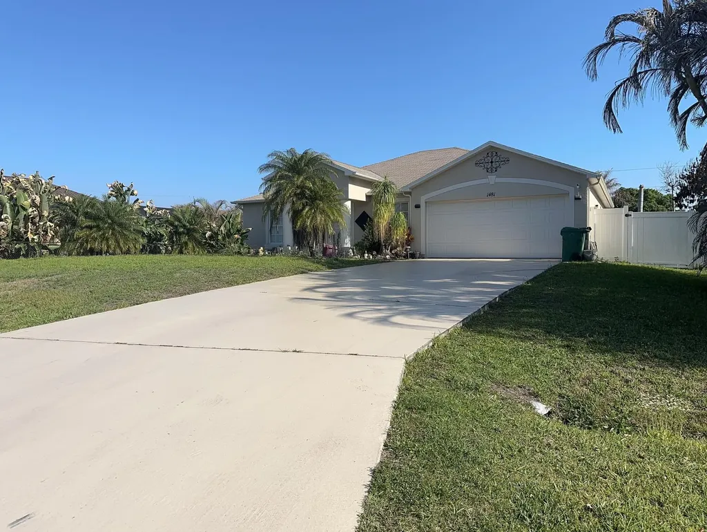 1481 SW Dow Lane Port St Lucie FL 34953