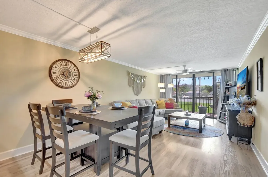 14 Royal Palm Way Boca Raton FL 33432
