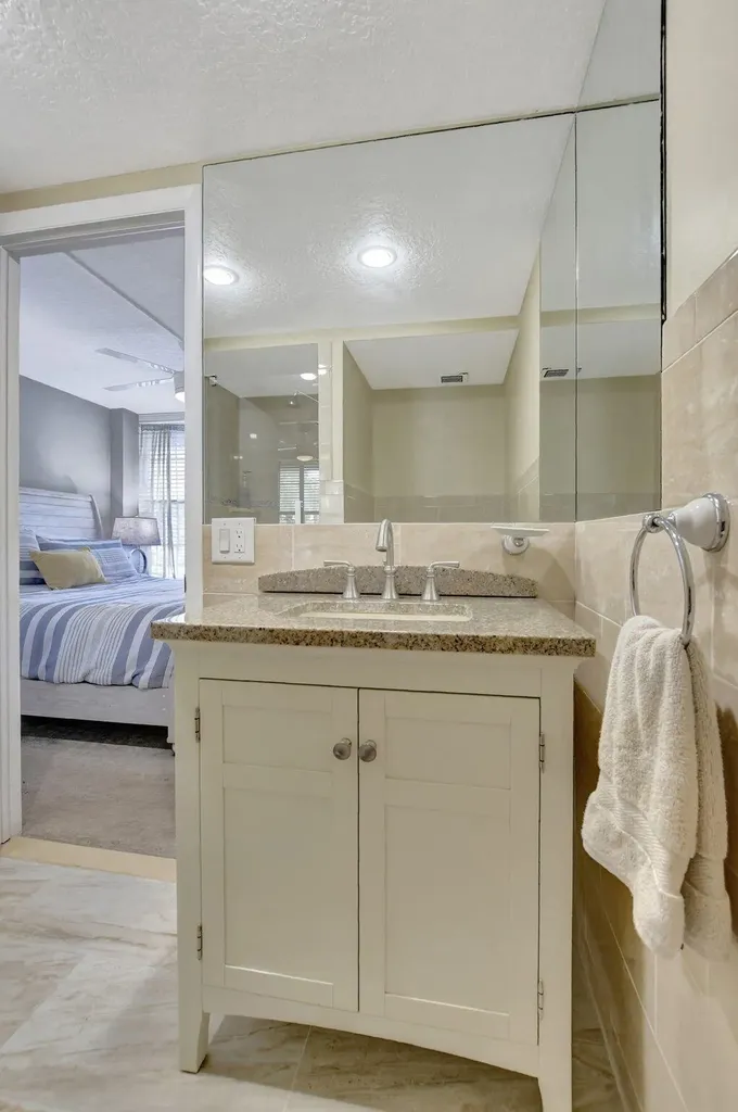 14 Royal Palm Way Boca Raton FL 33432