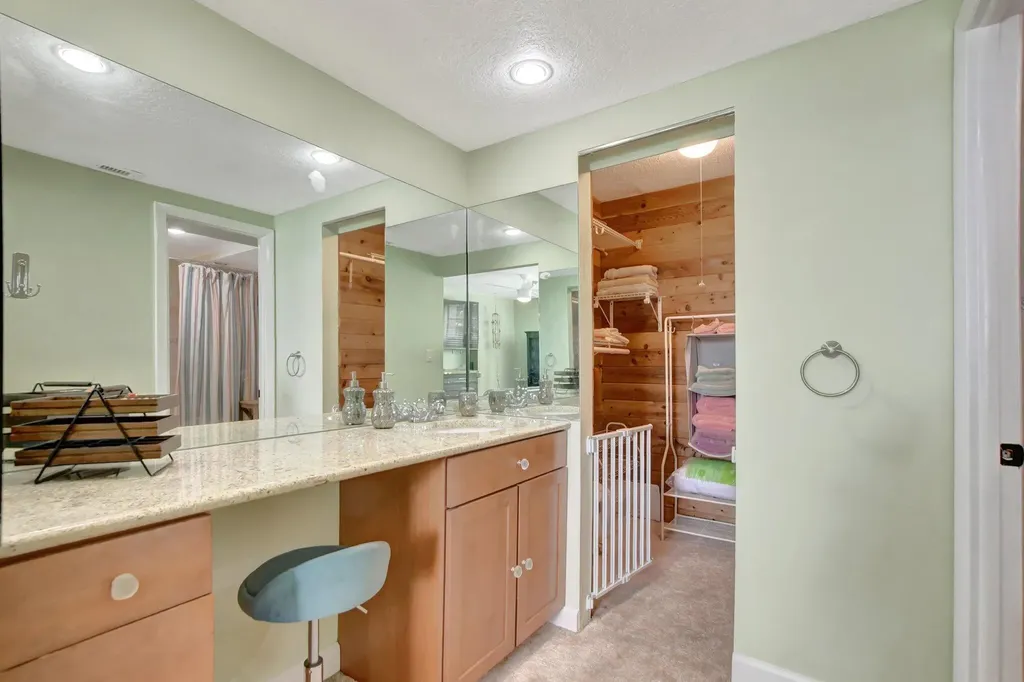 14 Royal Palm Way Boca Raton FL 33432