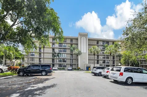 14 Royal Palm Way Boca Raton FL 33432