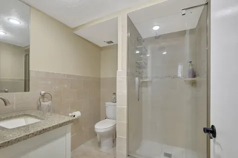 14 Royal Palm Way Boca Raton FL 33432