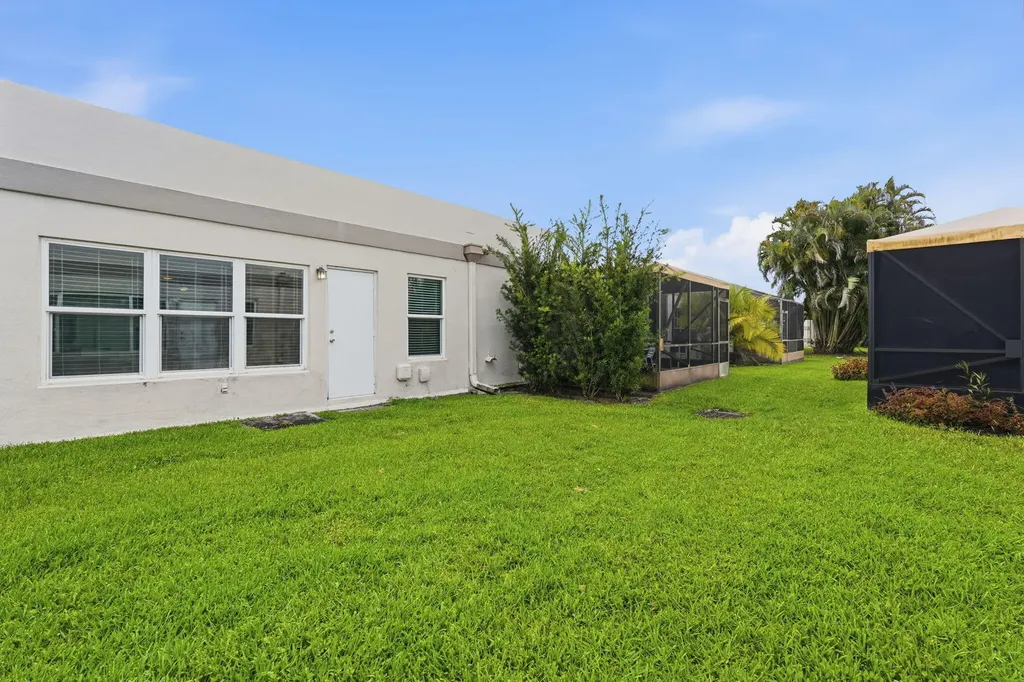 19000 Stewart Circle Boca Raton FL 33496