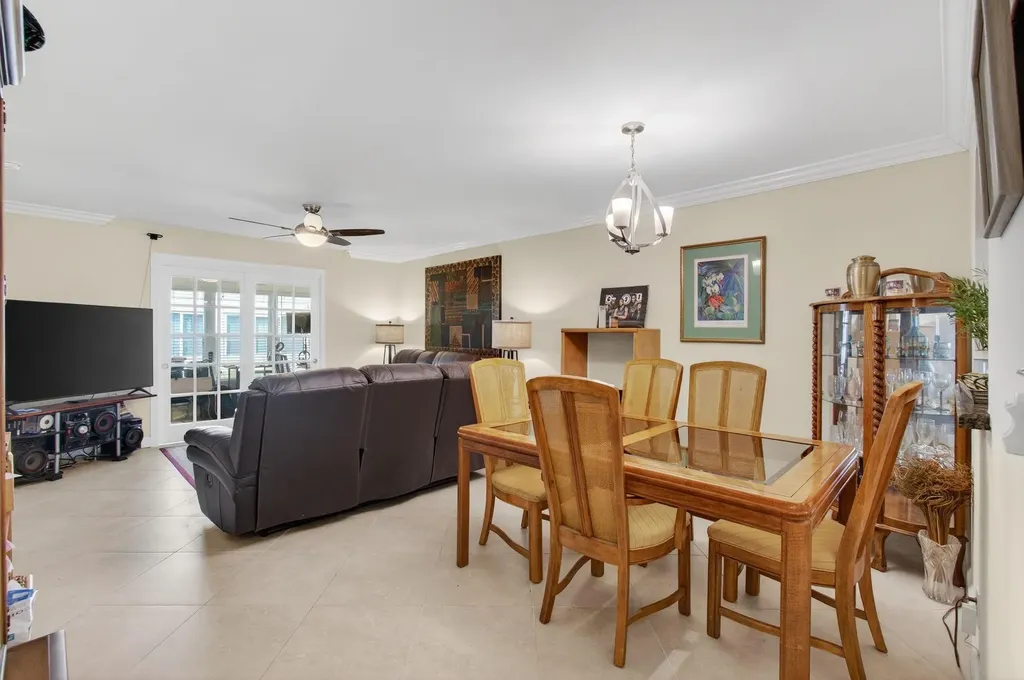 19000 Stewart Circle Boca Raton FL 33496