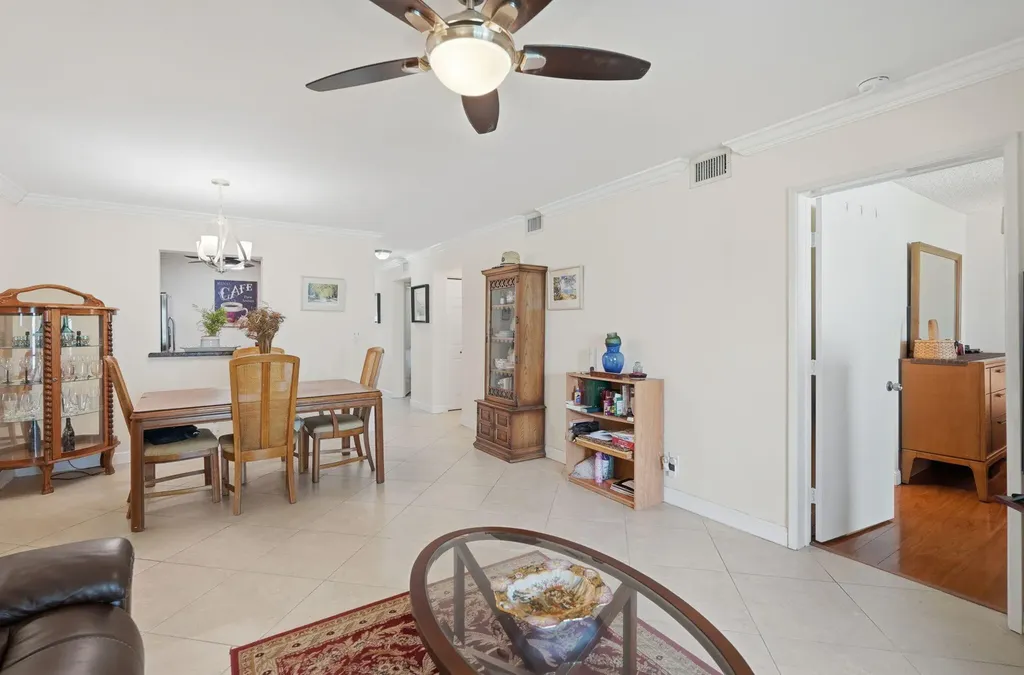 19000 Stewart Circle Boca Raton FL 33496