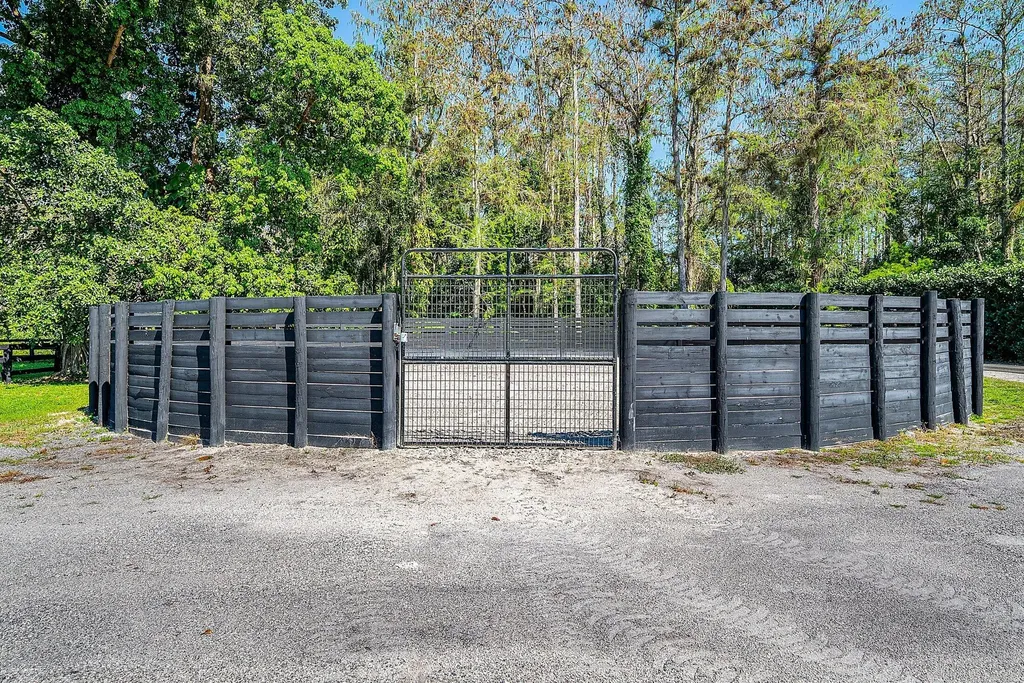 6149 Park Lane E Lake Worth FL 33449