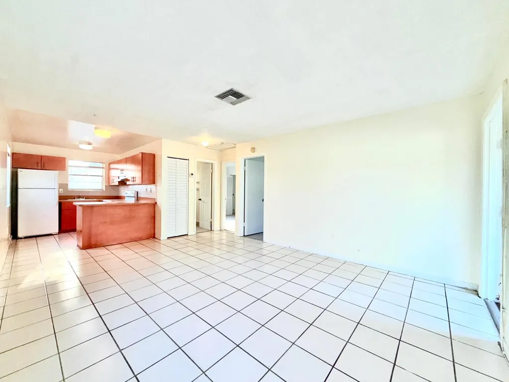 800 NE 14th Street Fort Lauderdale FL 33304