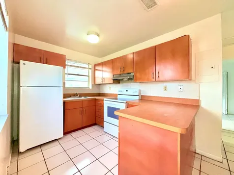 800 NE 14th Street Fort Lauderdale FL 33304