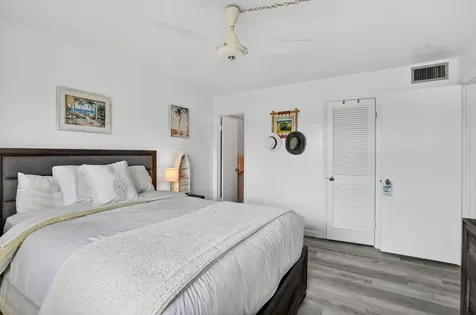 9855 Sandalfoot Boulevard Boca Raton FL 33428
