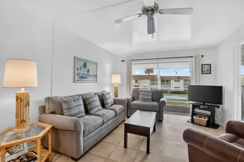9855 Sandalfoot Boulevard Boca Raton FL 33428