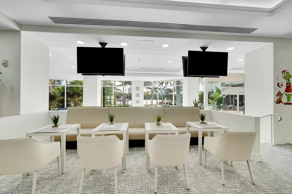 2670 E Sunrise Boulevard Fort Lauderdale FL 33304