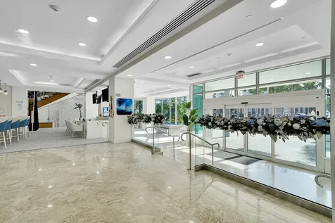 2670 E Sunrise Boulevard Fort Lauderdale FL 33304