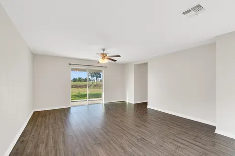 5532 Imagination Drive Fort Pierce FL 34947
