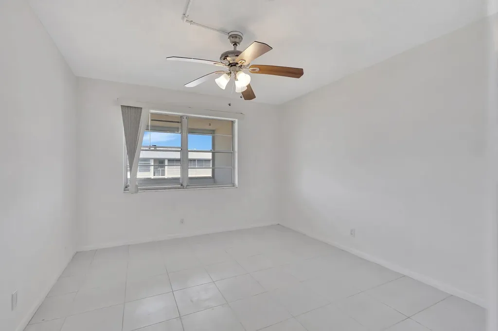 110 E Sheffield E West Palm Beach FL 33417