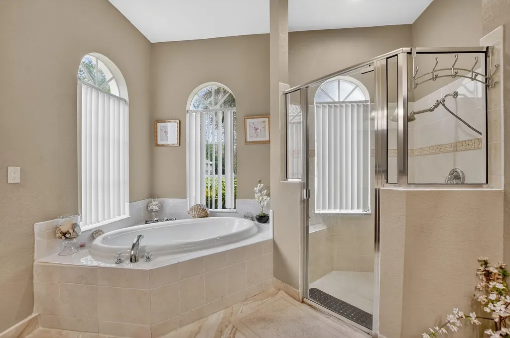 6039 Walnut Hill Drive Lake Worth FL 33467