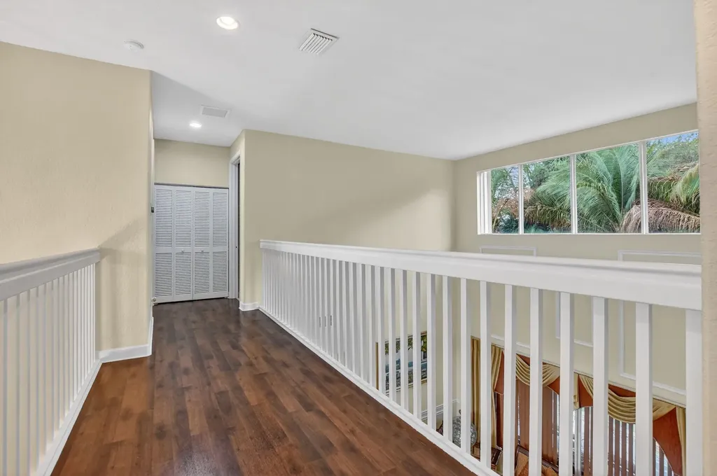 6039 Walnut Hill Drive Lake Worth FL 33467
