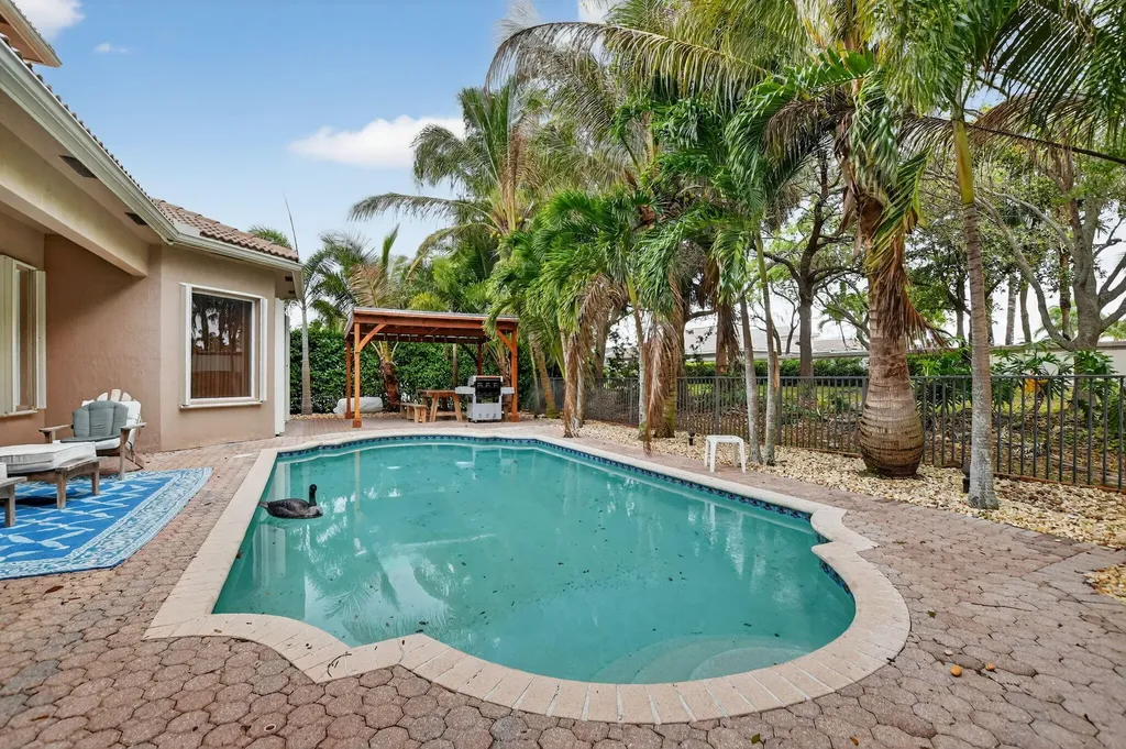 6039 Walnut Hill Drive Lake Worth FL 33467