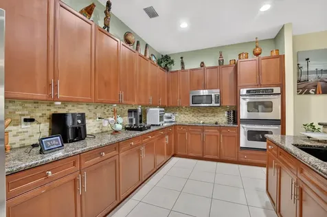 6039 Walnut Hill Drive Lake Worth FL 33467