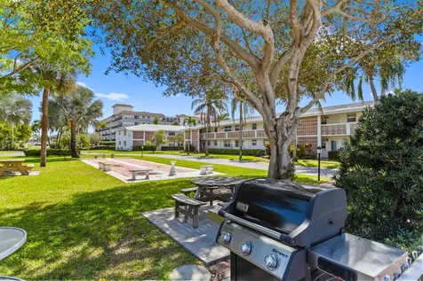30 SE 13th Street Boca Raton FL 33432