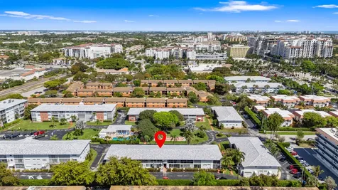 30 SE 13th Street Boca Raton FL 33432