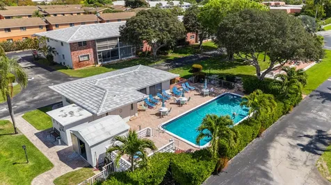 30 SE 13th Street Boca Raton FL 33432