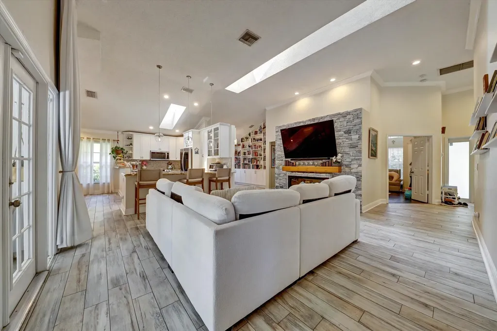 12703 NW 21st Place Coral Springs FL 33071