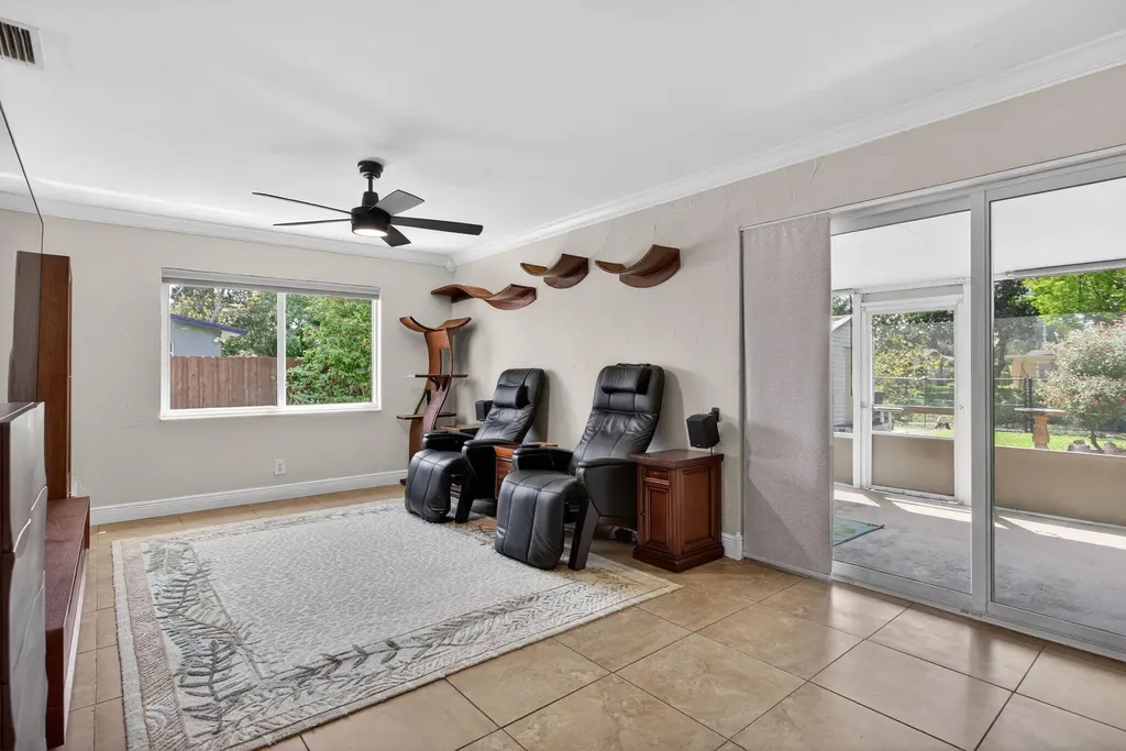 6720 SW 7th Street Margate FL 33068